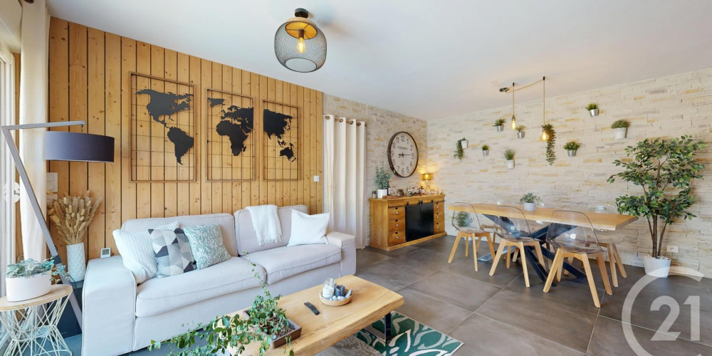 maison à USTARITZ (64480)