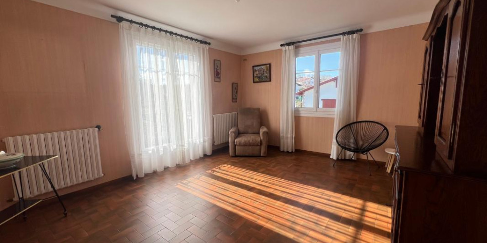 maison à CIBOURE (64500)