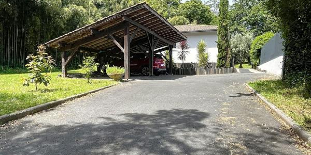 maison à ANGLET (64600)