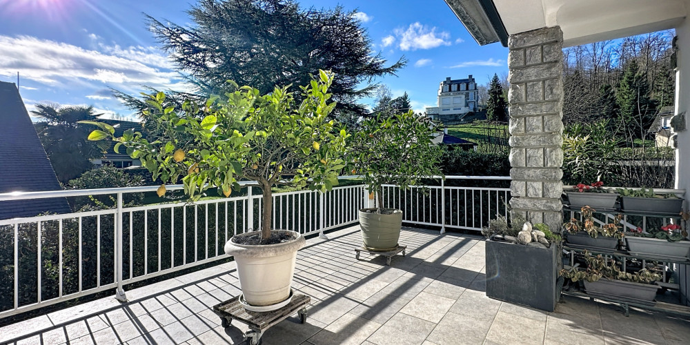 maison à NAY (64800)