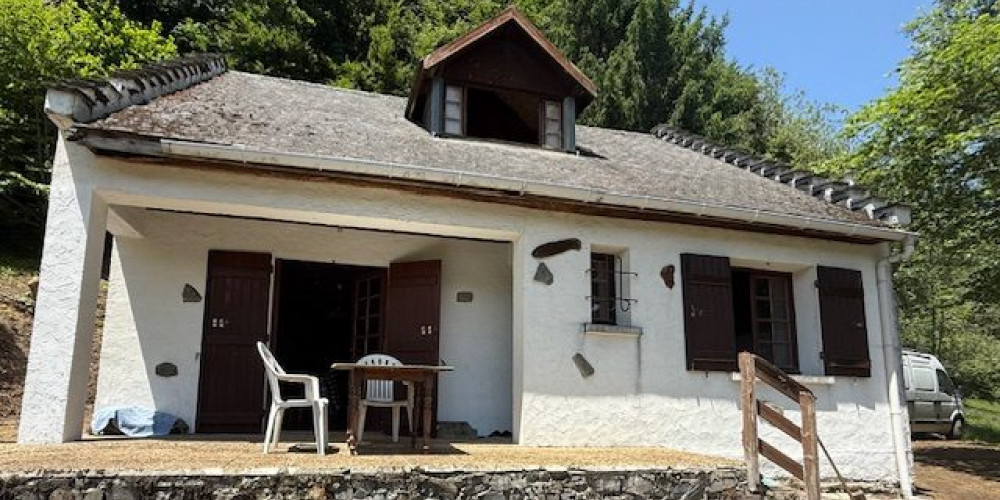 maison à CAMPAN (65710)