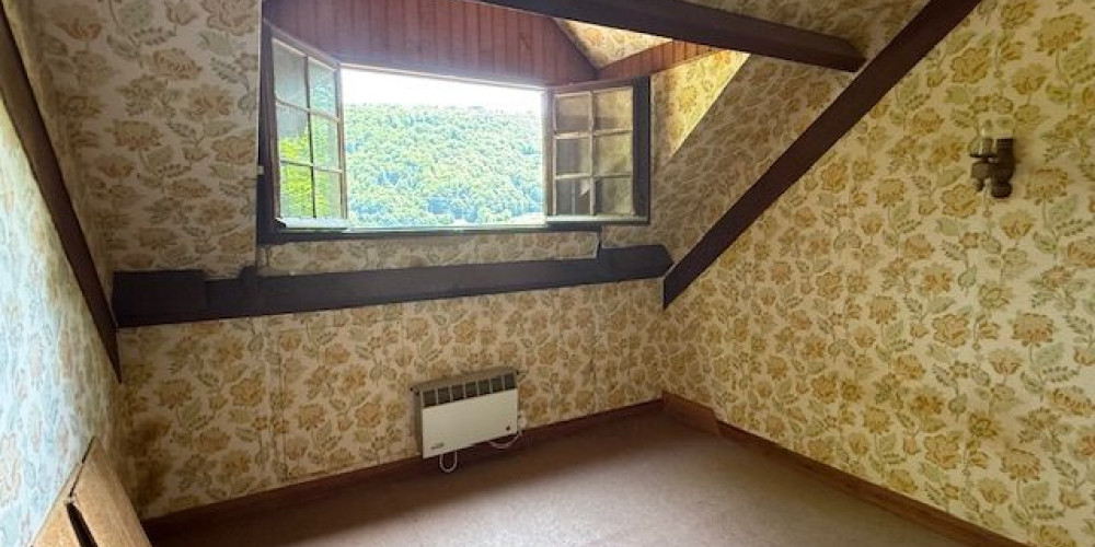 maison à CAMPAN (65710)