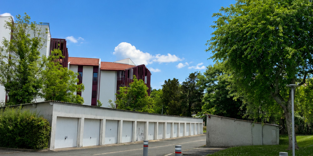 parking à ANGLET (64600)