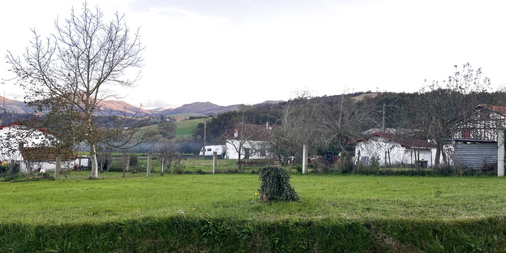 terrain à SOURAIDE (64250)