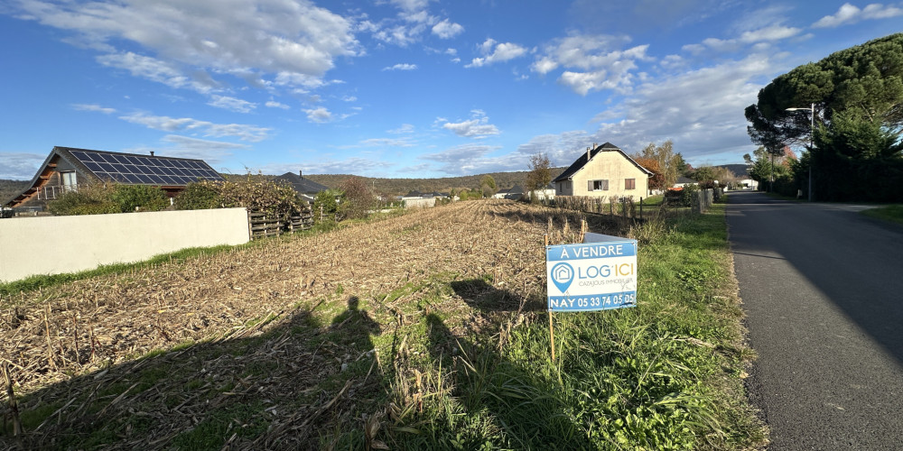 terrain à BEUSTE (64800)