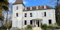 maison à PAU (64000)