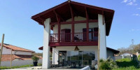 maison à USTARITZ (64480)