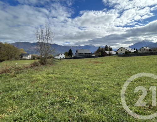 terrain  ARGELES GAZOST