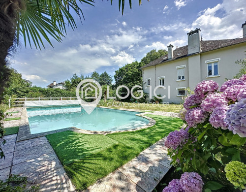 maison  NAY