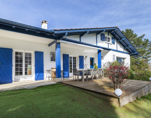 maison  URRUGNE