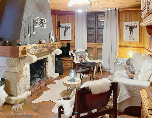 maison  ST LARY SOULAN