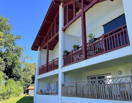 appartement  ST PIERRE D IRUBE