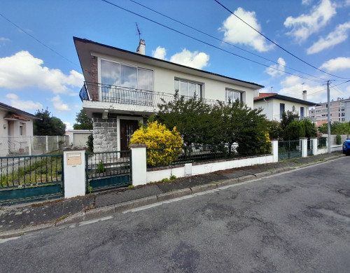 maison  LOURDES
