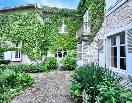 maison  JURANCON